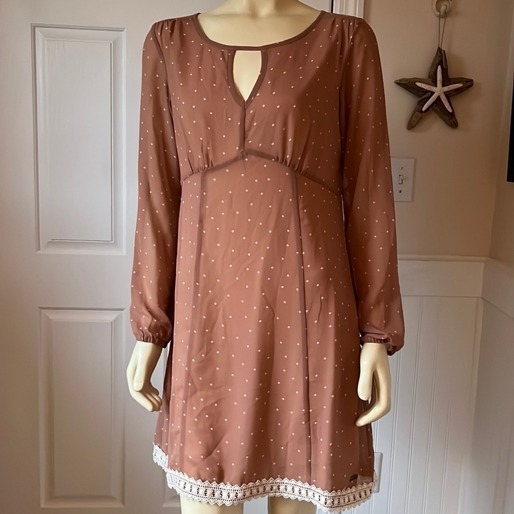 𝅺NWT Mismash Sheer Bubble Sleeves Taupe with Cream Polka Dots Dress M